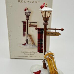 Hallmark Keepsake 2007 Ornament Lamppost Sign Winter Park Sledding Red Birds